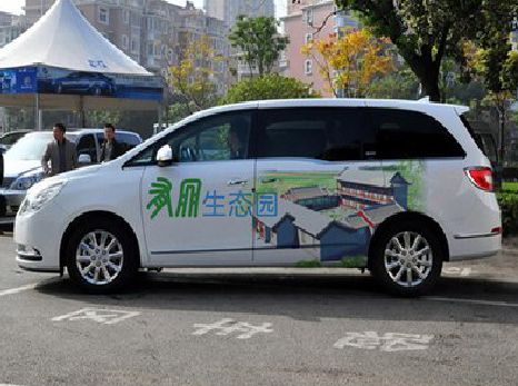 松溪户外车贴喷绘如何保持效果?